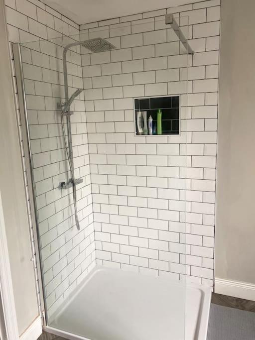 Vakantiehuis Fully Refurbished House *
