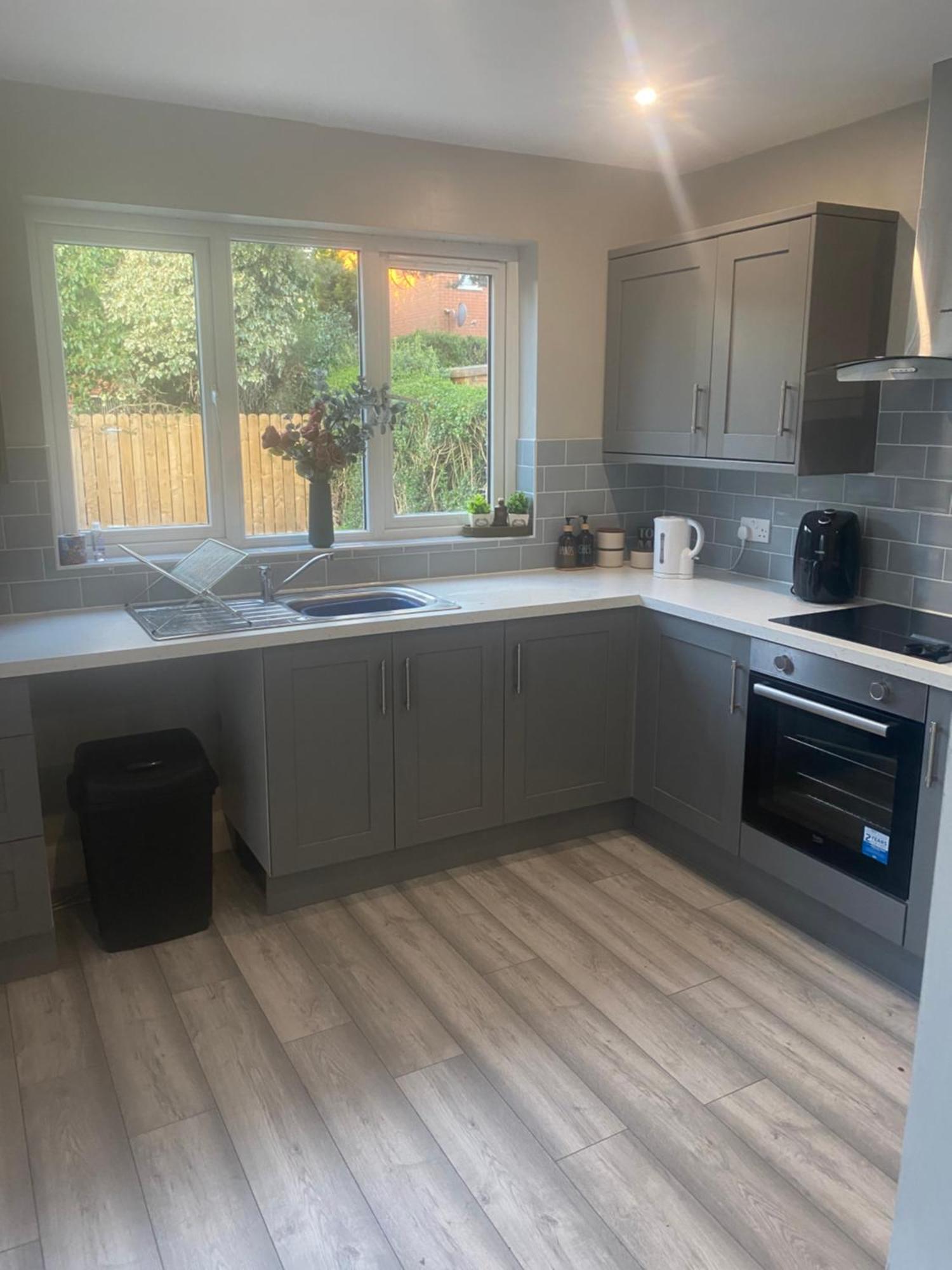 Vakantiehuis Fully Refurbished House *