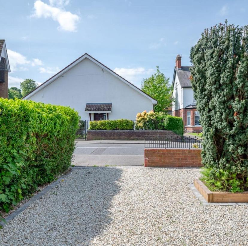 Vakantiehuis Fully Refurbished House Belfast